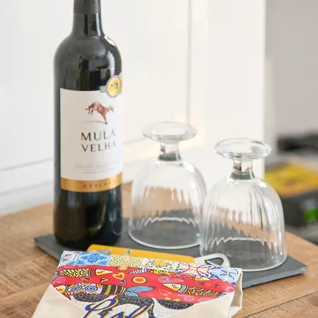 The - Pocinho Лісабон