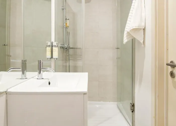 The - Pocinho Lisboa